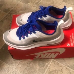 WMNS NIKE AIR MAX AXIS